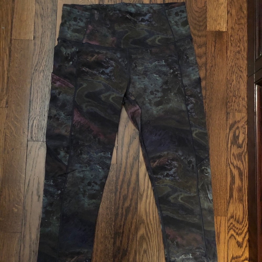 Lululemon Fast and Free *Nulux Crop Leggings